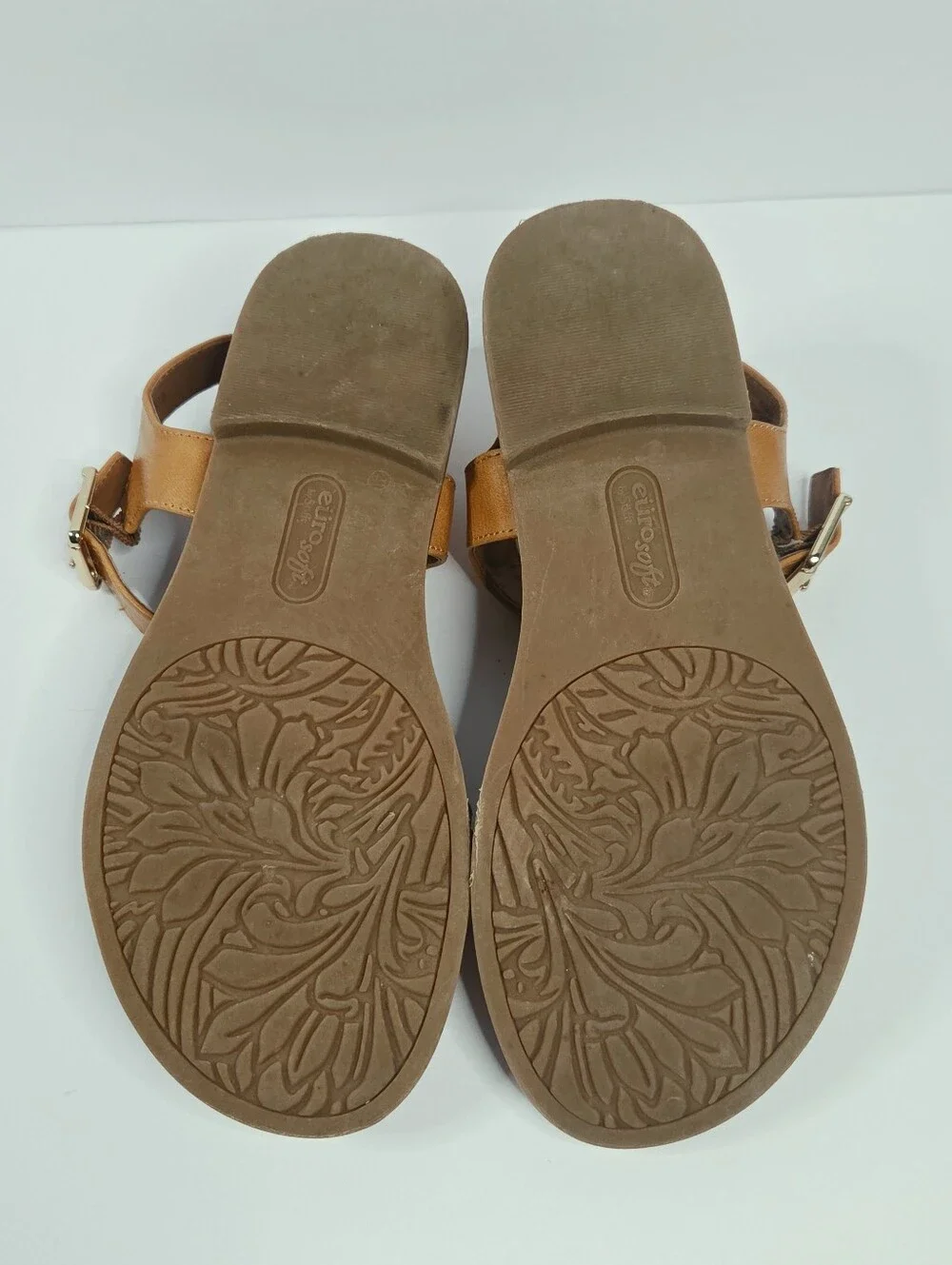 Eurosoft by Sofft Golden Ankle Strap Buckle Flat Sandals 6.5 M